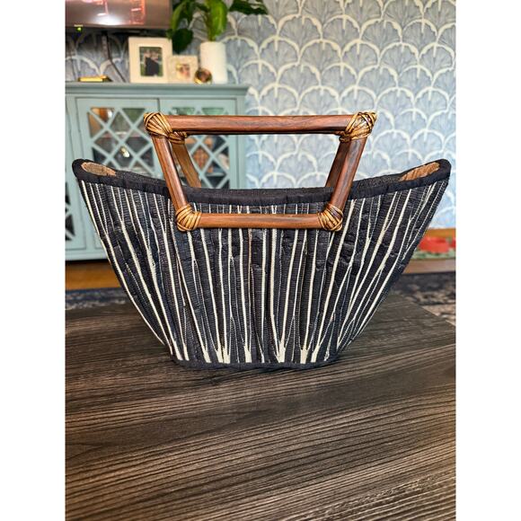 No Brand Handbags - Artisan Made Wooden Handled Abstract Purse